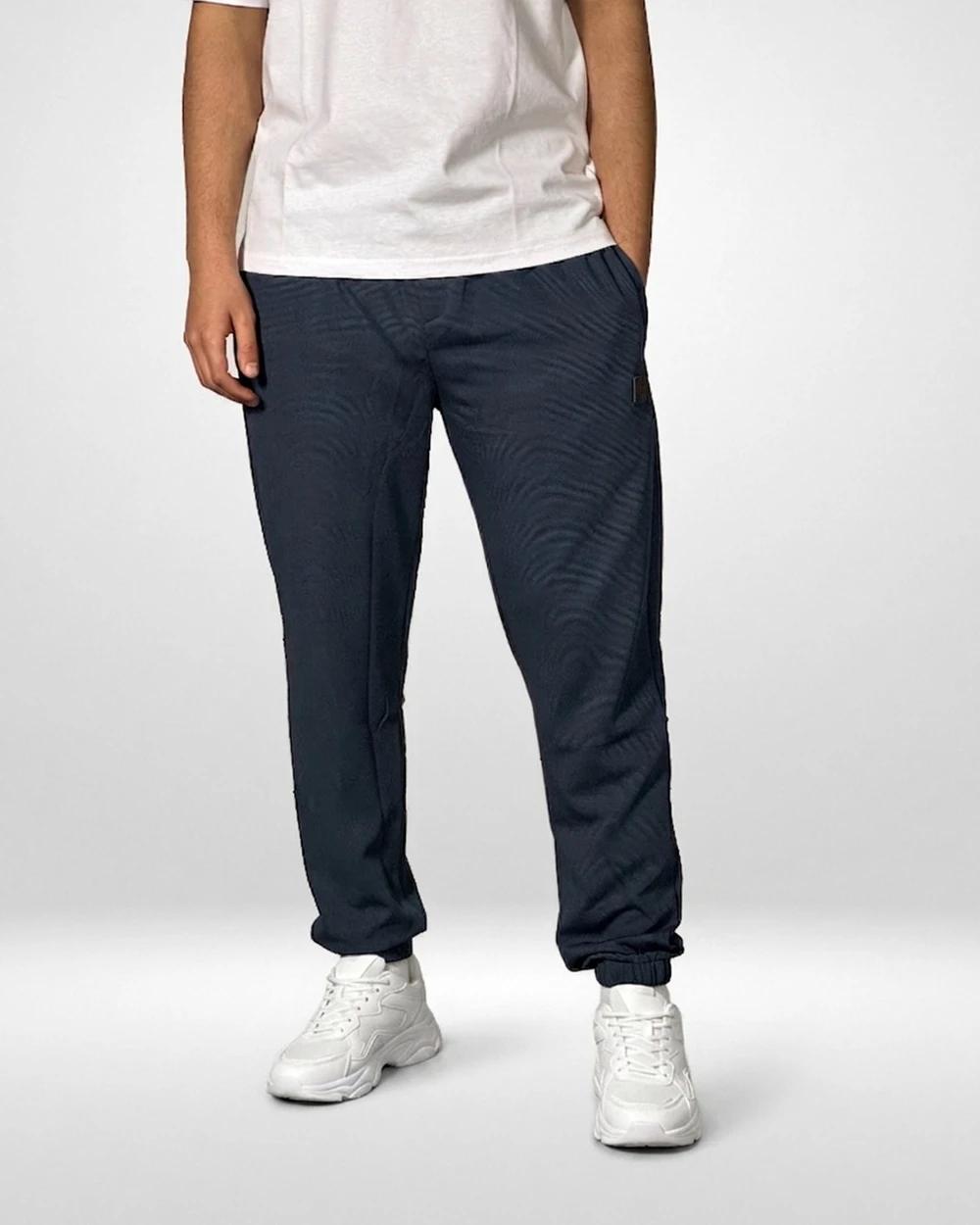 Men’s Textured Grey Tapered Jogger Pants with Elastic Cuffs